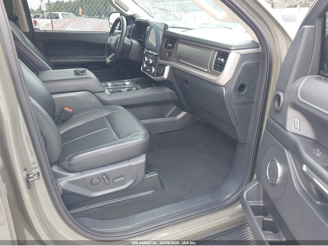 Ford Expedition 3.5L V-6 DI, DOHC, VVT, TURBO, 380HP 4X4 Drive - автомобили, коли, обяви за нови и употребявани 4