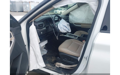 ford-explorer-2-3l-i-4-di-dohc-vvt-turbo-300hp-4x2-drive - 4