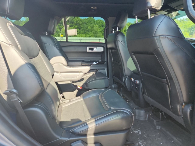 Ford Explorer ST - автомобили, коли, обяви за нови и употребявани 10