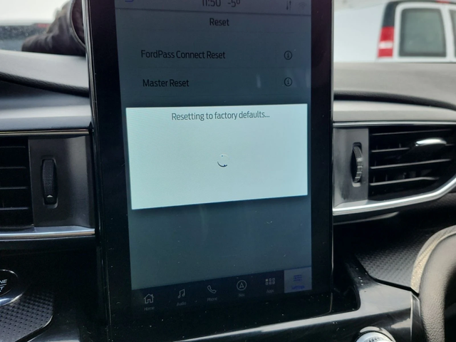 Ford Explorer ST* 360View* Parking Assist* CarPlay* Blind Spot* - автомобили, коли, обяви за нови и употребявани 10