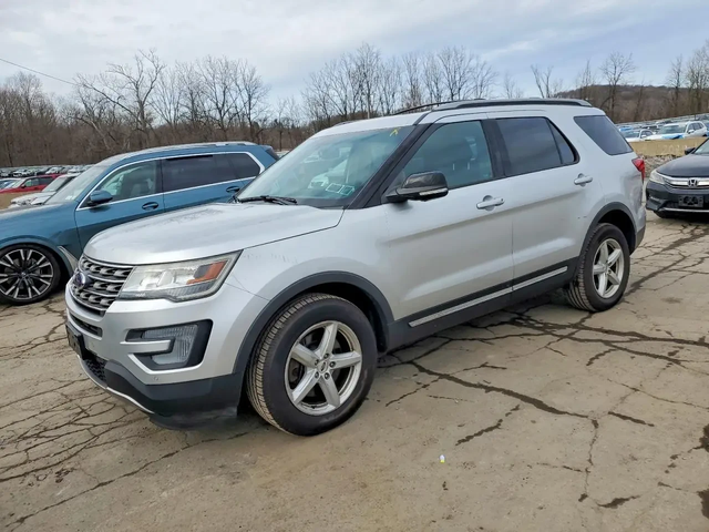 Ford Explorer XLT - автомобили, коли, обяви за нови и употребявани 0