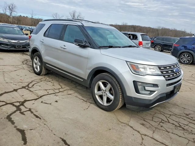 Ford Explorer XLT - автомобили, коли, обяви за нови и употребявани 1