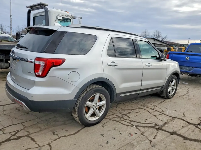 Ford Explorer XLT - автомобили, коли, обяви за нови и употребявани 4