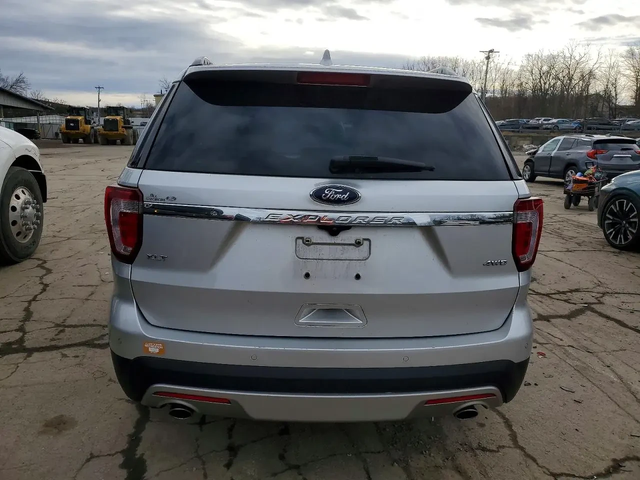 Ford Explorer XLT - автомобили, коли, обяви за нови и употребявани 5