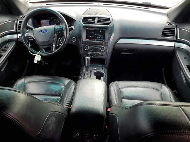 Ford Explorer XLT - автомобили, коли, обяви за нови и употребявани 7