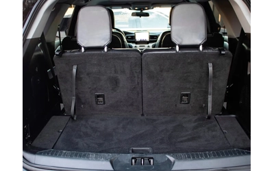 Ford Explorer 4x4 XLT - NAVI-3RD ROW SEATS-NO ACCIDENTS-CARPLAY - автомобили, коли, обяви за нови и употребявани 10