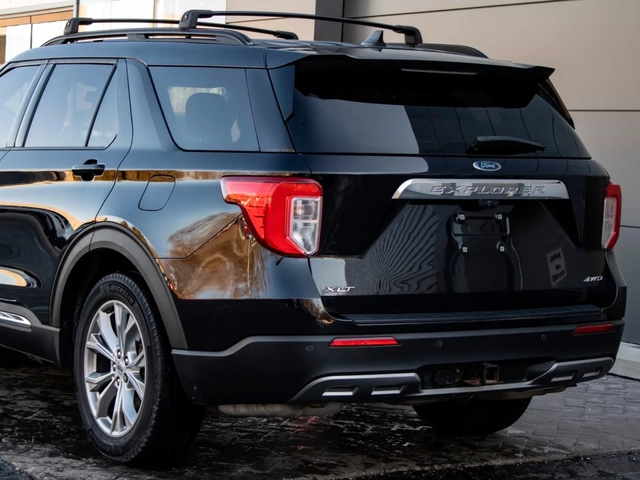 Ford Explorer 4x4 XLT - NAVI-3RD ROW SEATS-NO ACCIDENTS-CARPLAY - автомобили, коли, обяви за нови и употребявани 4