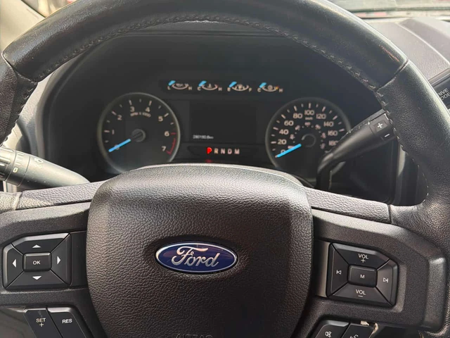 Ford F150 * 4WD SuperCrew Box * CARFAX * ЛИЦЕНЗИРАН ДИЛЪР - автомобили, коли, обяви за нови и употребявани 15