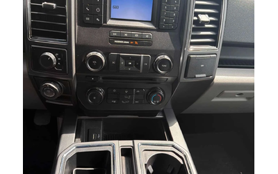 Ford F150 * 4WD SuperCrew Box * CARFAX * ЛИЦЕНЗИРАН ДИЛЪР - автомобили, коли, обяви за нови и употребявани 8