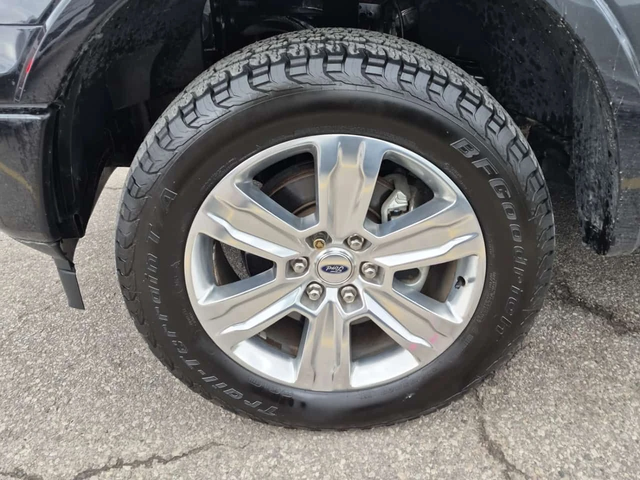 Ford F150 PLATINUM CREW CAB STB * CARFAX * Без инциденти * - автомобили, коли, обяви за нови и употребявани 4