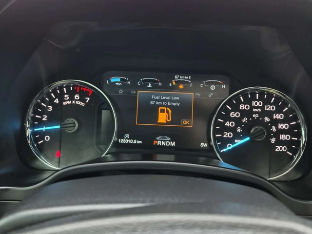 Ford F150 PLATINUM CREW CAB STB * CARFAX * Без инциденти * - автомобили, коли, обяви за нови и употребявани 6