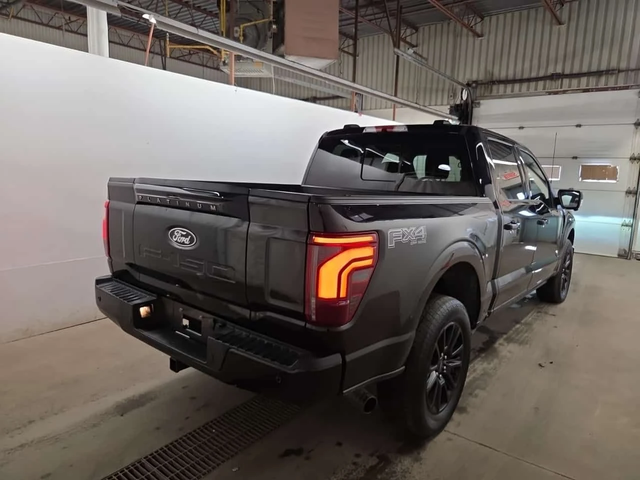 Ford F150 * PLATINUM CREW CAB STB * CARFAX * Без инцидeнти * - автомобили, коли, обяви за нови и употребявани 2