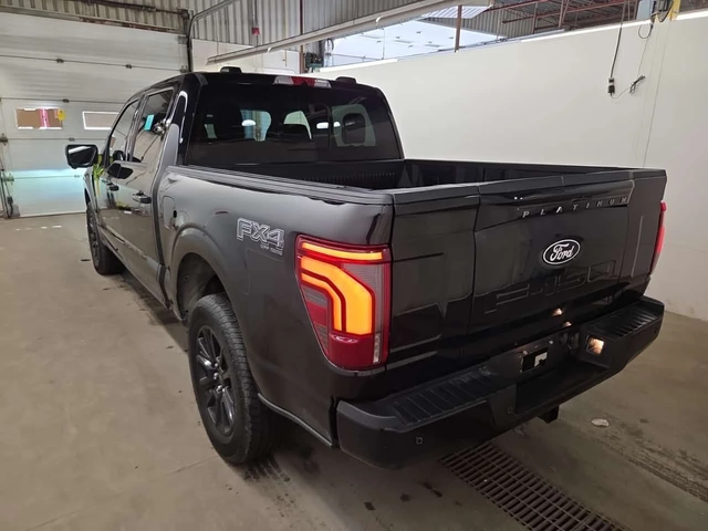 Ford F150 * PLATINUM CREW CAB STB * CARFAX * Без инцидeнти * - автомобили, коли, обяви за нови и употребявани 4