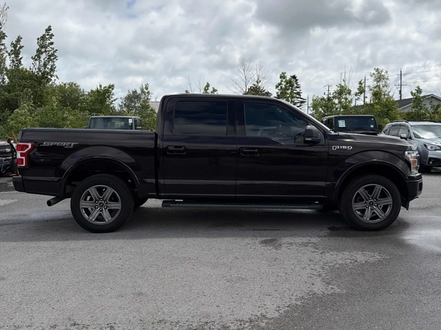 Ford F150 4WD SuperCrew Box * V8 * ПАНОРАМА * CARFAX - автомобили, коли, обяви за нови и употребявани 3