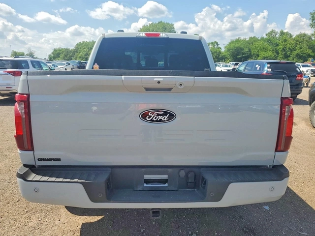 Ford F150 XLT 3.5 PowerBoost Hybrid 4x4 - автомобили, коли, обяви за нови и употребявани 5