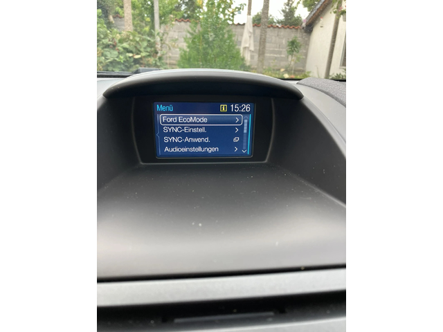 Ford Fiesta 1.0 EcoBoost Celebration - автомобили, коли, обяви за нови и употребявани 15