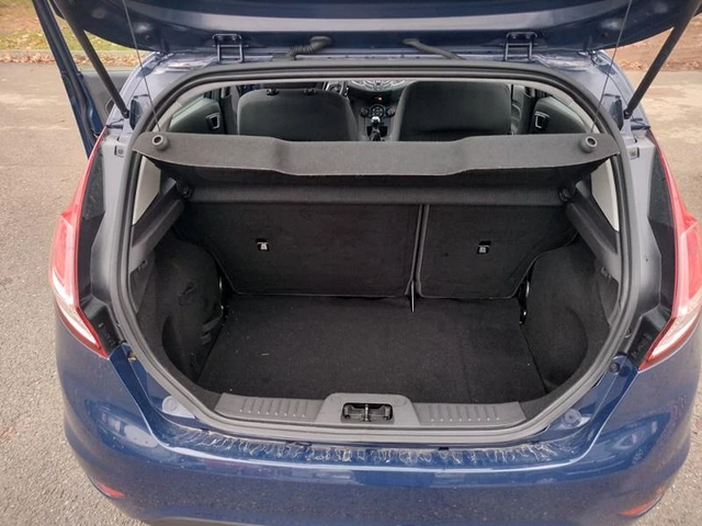 Ford Fiesta 1, 5TDCI EURO 5B 75ps - автомобили, коли, обяви за нови и употребявани 12