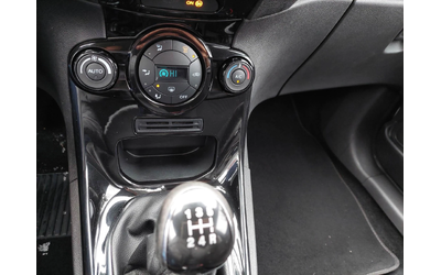 Ford Fiesta 1,5d 75ps NAVI LED - автомобили, коли, обяви за нови и употребявани 10