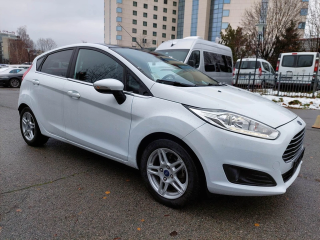 Ford Fiesta 1,5d 75ps NAVI LED - автомобили, коли, обяви за нови и употребявани 1