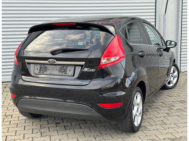 Ford Fiesta 1, 3i 82ps, 5вр., Titanium, ел.пак., климатр., мул - автомобили, коли, обяви за нови и употребявани 4