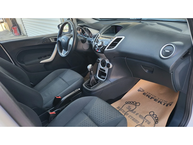 Ford Fiesta 1.4 дизел 70к.с. - автомобили, коли, обяви за нови и употребявани 13