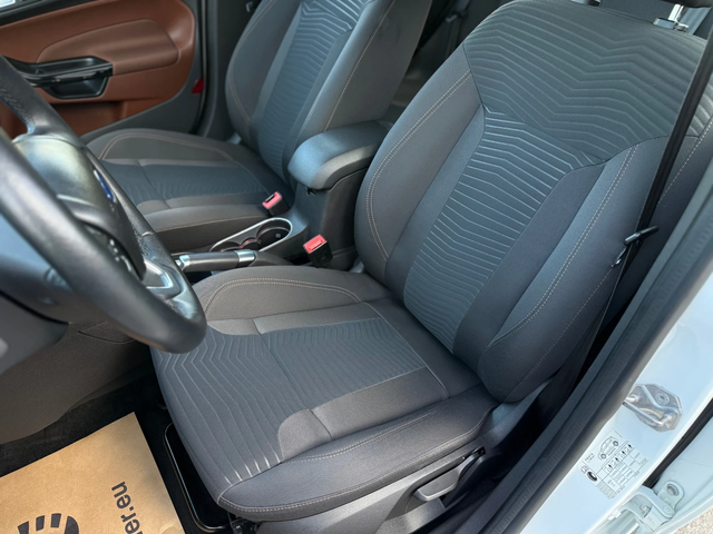 Ford Fiesta 1.6i AUTOMATIC - автомобили, коли, обяви за нови и употребявани 8
