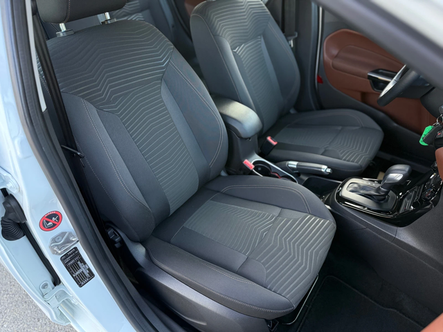 Ford Fiesta 1.6i AUTOMATIC - автомобили, коли, обяви за нови и употребявани 9