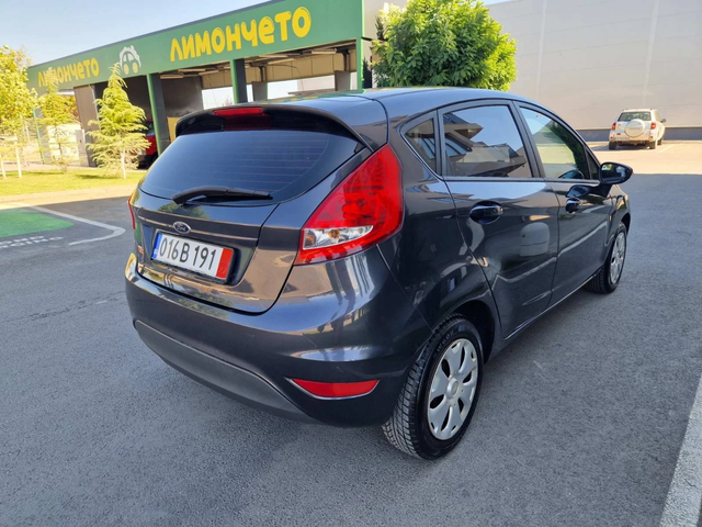 Ford Fiesta 1.6 / 90 к.с. - автомобили, коли, обяви за нови и употребявани 5