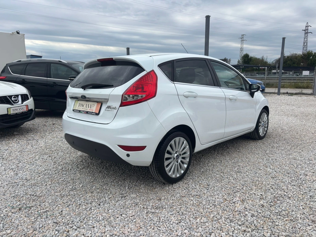 Ford Fiesta 1.2i* 82к.c* Лизинг - автомобили, коли, обяви за нови и употребявани 3