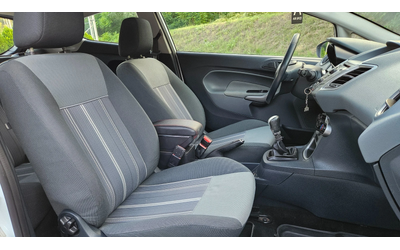 Ford Fiesta 1.6 Hdi Klimatik/Facelift - автомобили, коли, обяви за нови и употребявани 13