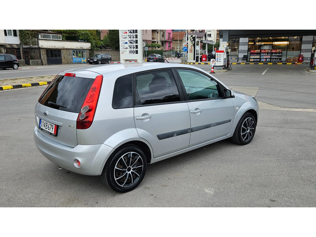 Ford Fiesta 1.4 Hdi KLIMA/Euro-4 - автомобили, коли, обяви за нови и употребявани 5