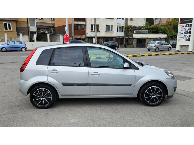 Ford Fiesta 1.4 Hdi KLIMA/Euro-4 - автомобили, коли, обяви за нови и употребявани 6