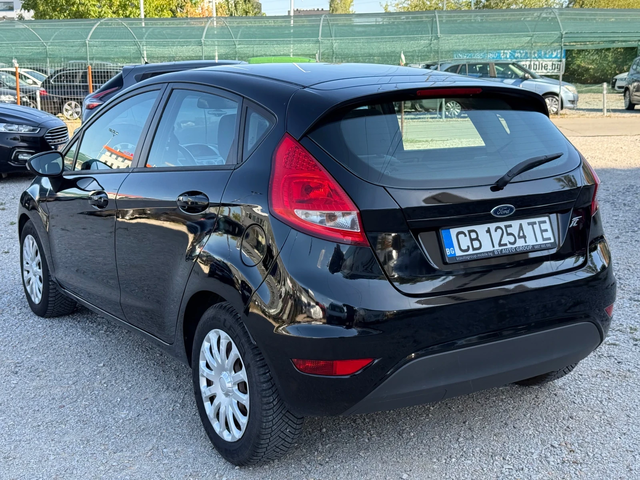 Ford Fiesta 1.25i РЕГИСТРИРАН/ОБСЛУЖЕН - автомобили, коли, обяви за нови и употребявани 4