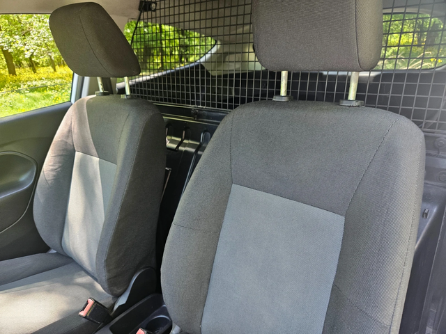 Ford Fiesta Товарен - автомобили, коли, обяви за нови и употребявани 10