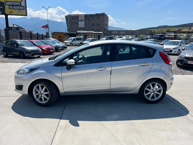 Ford Fiesta E5B - автомобили, коли, обяви за нови и употребявани 2