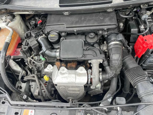 Ford Fiesta 1.4HDI-70-ITALIA - автомобили, коли, обяви за нови и употребявани 13