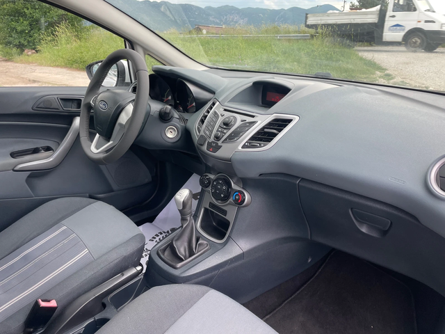 Ford Fiesta 1.4HDI-70-ITALIA - автомобили, коли, обяви за нови и употребявани 4