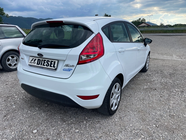 Ford Fiesta 1.4HDI-70-ITALIA - автомобили, коли, обяви за нови и употребявани 8