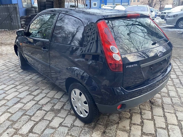 Ford Fiesta 1.4TD - автомобили, коли, обяви за нови и употребявани 2