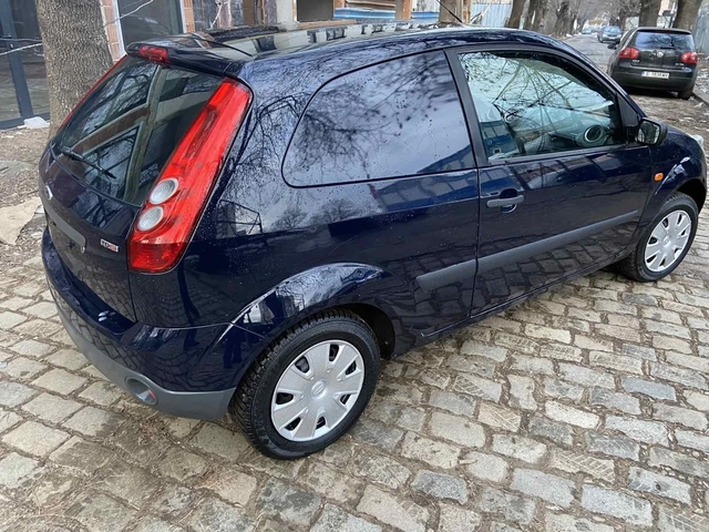 Ford Fiesta 1.4TD - автомобили, коли, обяви за нови и употребявани 3