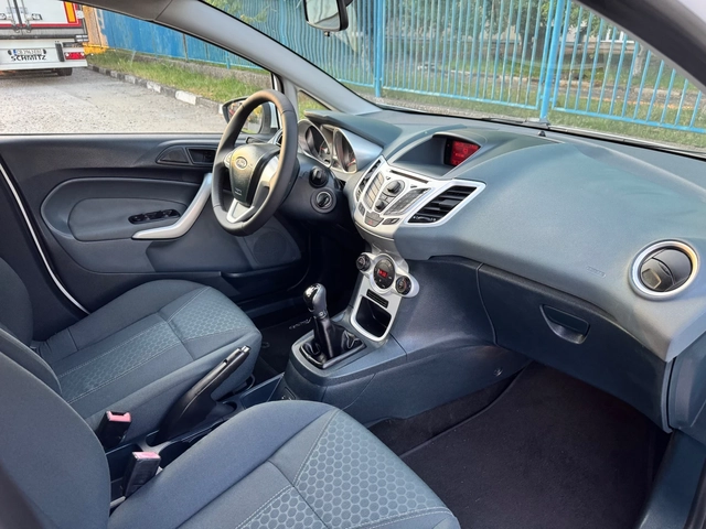 Ford Fiesta 1.6TDCi~90hp~ITALY - автомобили, коли, обяви за нови и употребявани 12