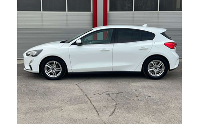 ford-focus-1-0-ecoboost-100-ks - 3