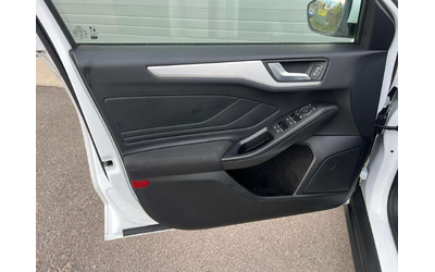Ford Focus 1.0 EcoBoost (100 кс) - автомобили, коли, обяви за нови и употребявани 6