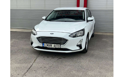 ford-focus-1-0i - 2