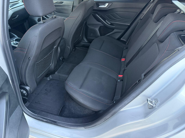 Ford Focus 1.5D - автомобили, коли, обяви за нови и употребявани 12