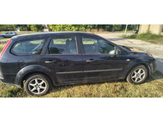 Ford Focus 1.6 16V (100 кс) - автомобили, коли, обяви за нови и употребявани 3