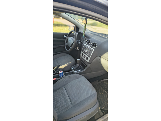 Ford Focus 1.6 16V (100 кс) - автомобили, коли, обяви за нови и употребявани 4