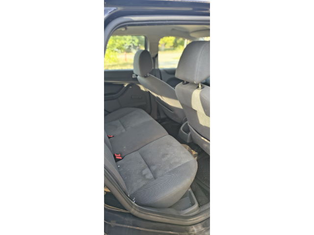 Ford Focus 1.6 16V (100 кс) - автомобили, коли, обяви за нови и употребявани 5