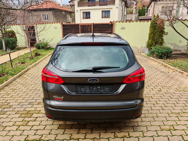 Ford Focus = 1.6= -ГАЗОВА УРЕДБА - автомобили, коли, обяви за нови и употребявани 4