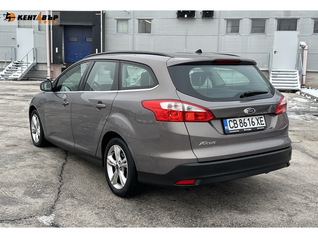 Ford Focus 1.6i 123к.с - автомобили, коли, обяви за нови и употребявани 2